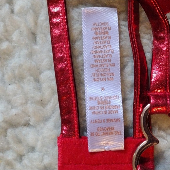 Savage X Fenty Shiny Red Garter Belt - Picture 2 of 3